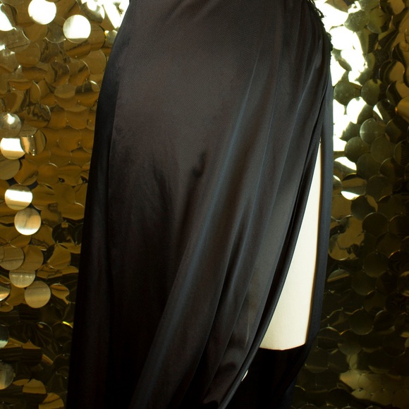 Metallic Lace Colesce Collection Black + Gold Slip - Picture 6 of 8